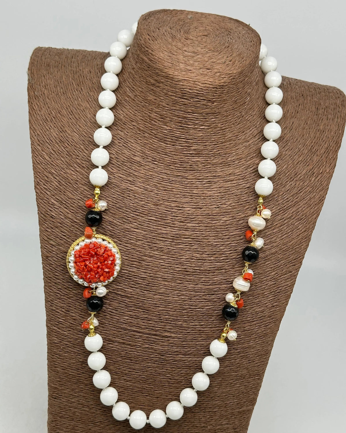 Collana Ceramica di Caltagirone Medaglione Corallo e Perle V.2 DD CERAMICHE SICILIANE