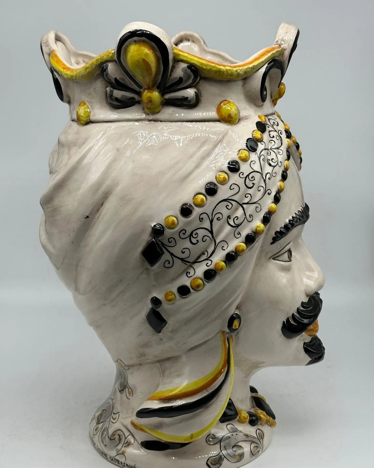 FINE SERIE - Teste di Moro Saturno Ceramica Caltagirone cm H.37 L.22 Artigianale Barocco Ocra Nero - TESTA DI MORO