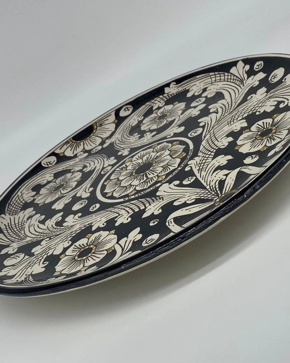 Piatto Decorativo dipinto a mano diametro cm 30 Decoro n.9 - DD CERAMICHE SICILIANE
