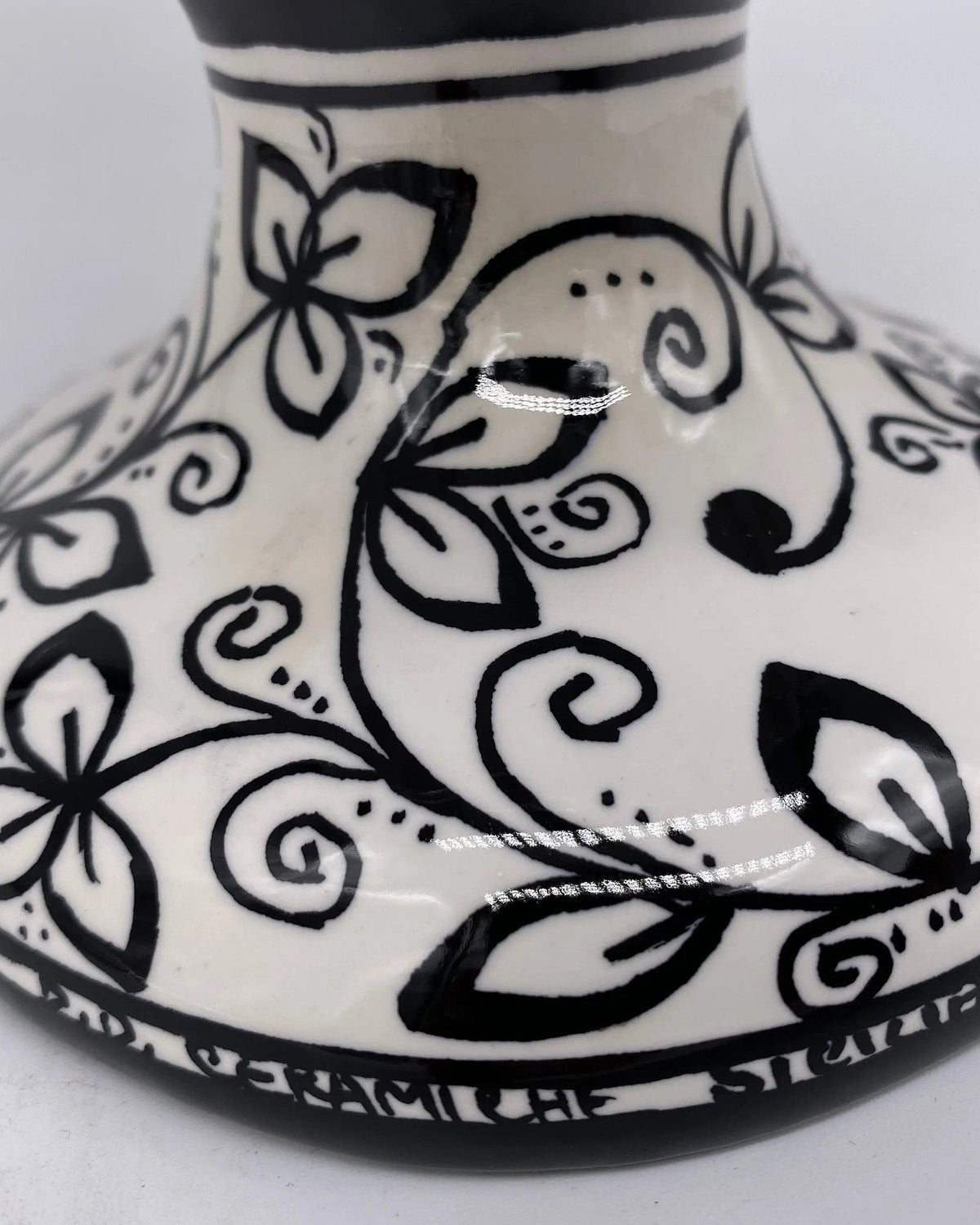 Pigna Ceramica Caltagirone cm H.25 Artigianale Bianco Base Decorata DD CERAMICHE SICILIANE