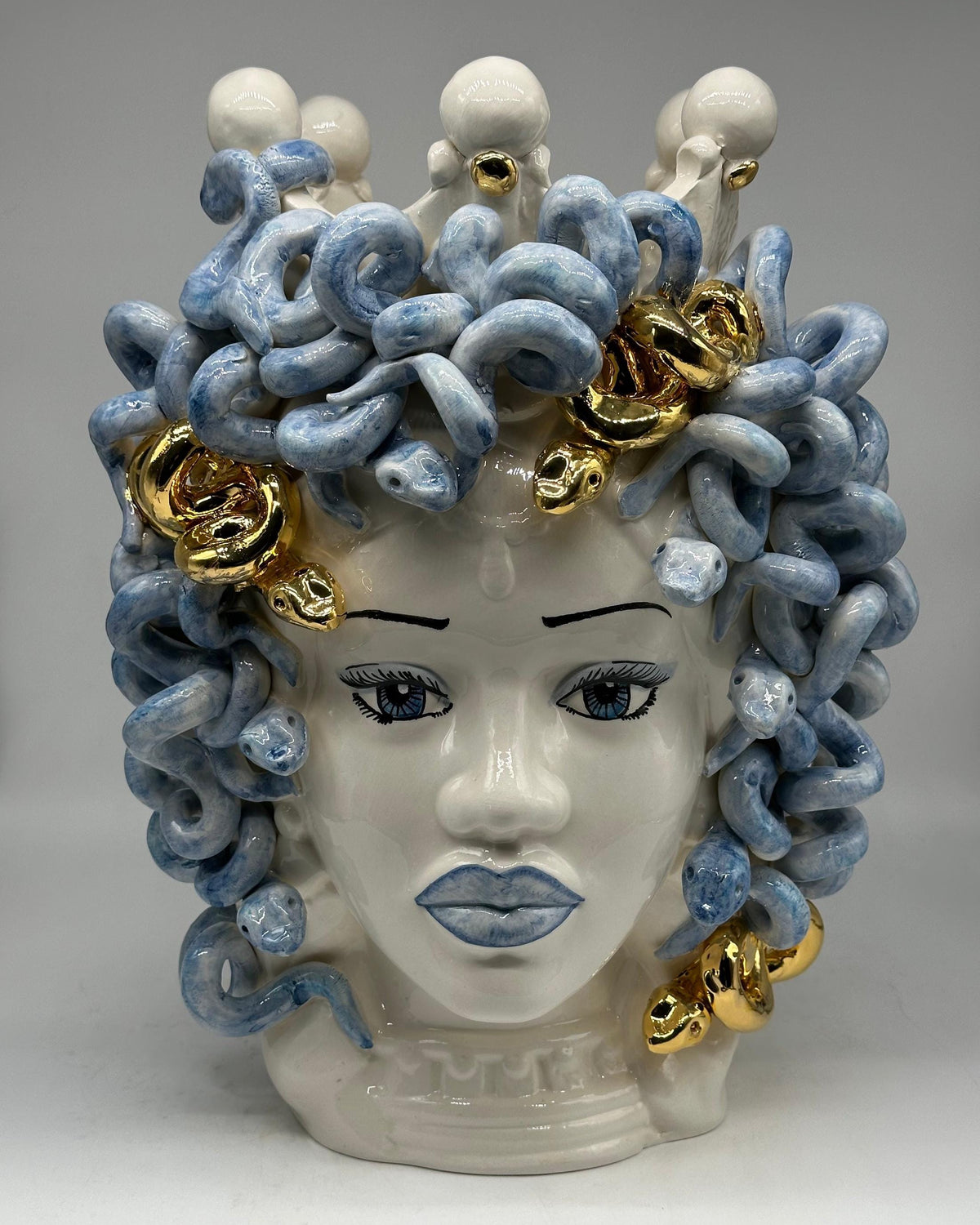 Testa Mitologica Medusa “Luxury” Ceramica Caltagirone cm H.40 L.30 Artigianale - TESTA DI MORO