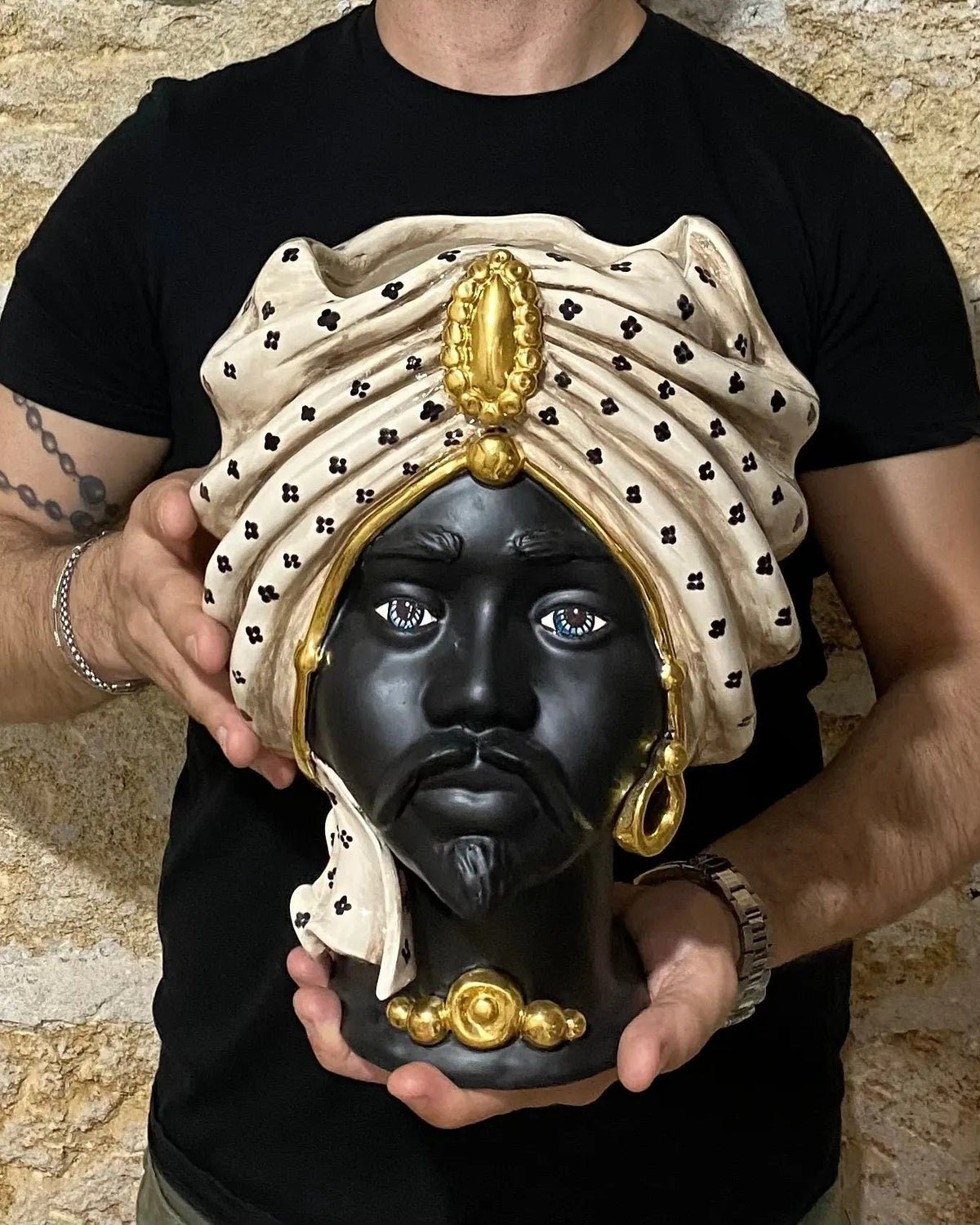 Teste di Moro Atena Ceramica Caltagirone cm H.30 L.23 Artigianale Écru Pois Nero Oro DD CERAMICHE SICILIANE