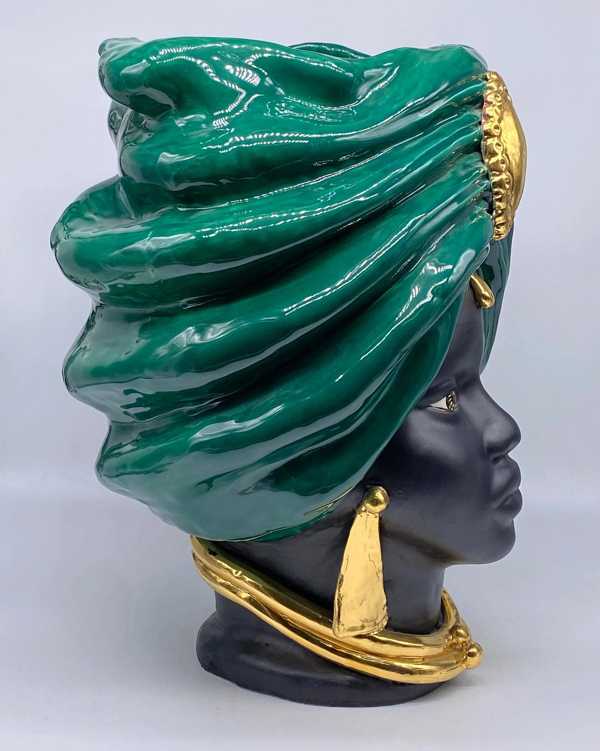 Teste di Moro Atena Ceramica Caltagirone cm H.40 L.28 Artigianale Verde Scuro Nero Oro DD CERAMICHE SICILIANE
