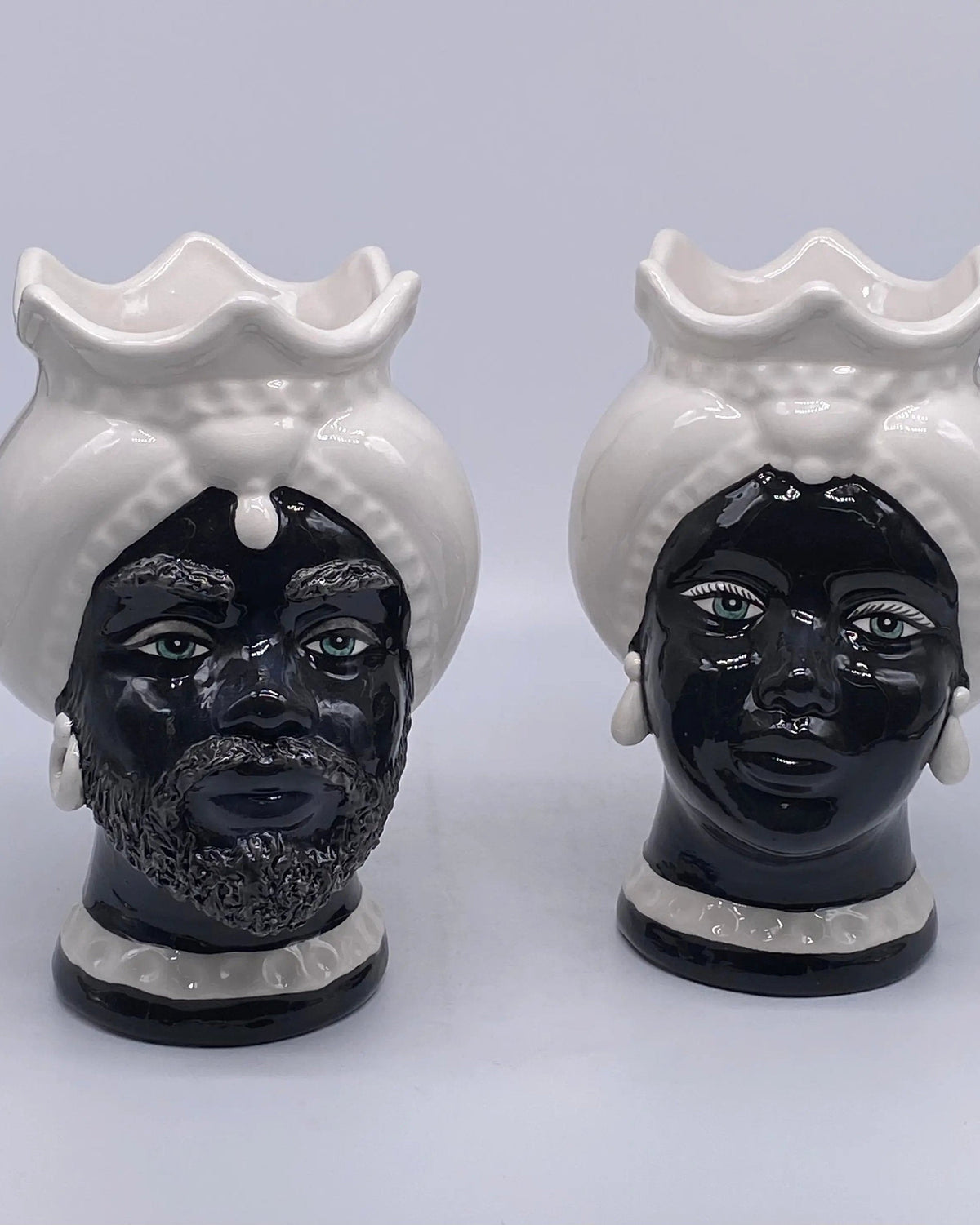 Teste di Moro Luis Ceramica Caltagirone cm H.22 L.15 Artigianale Turbante Liscio Bianco Nero DD CERAMICHE SICILIANE