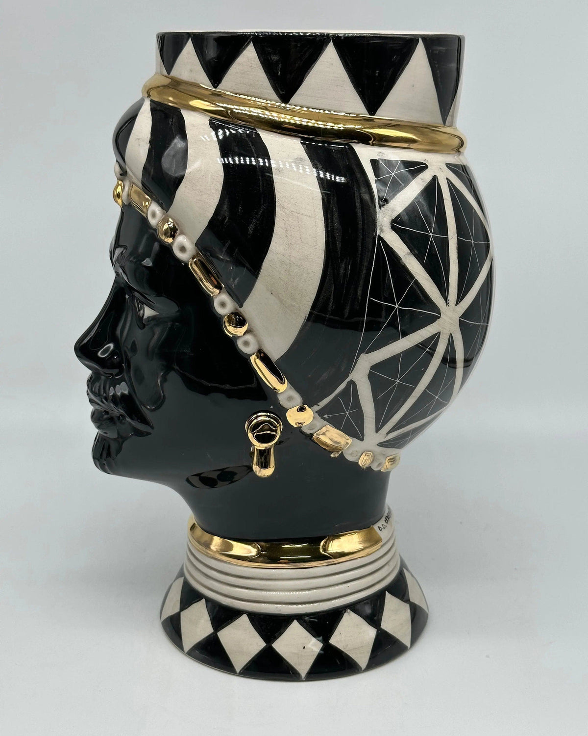 Teste di Moro Token Ceramica Caltagirone cm H.31 L.18 Artigianale Bianco Nero Oro DD CERAMICHE SICILIANE