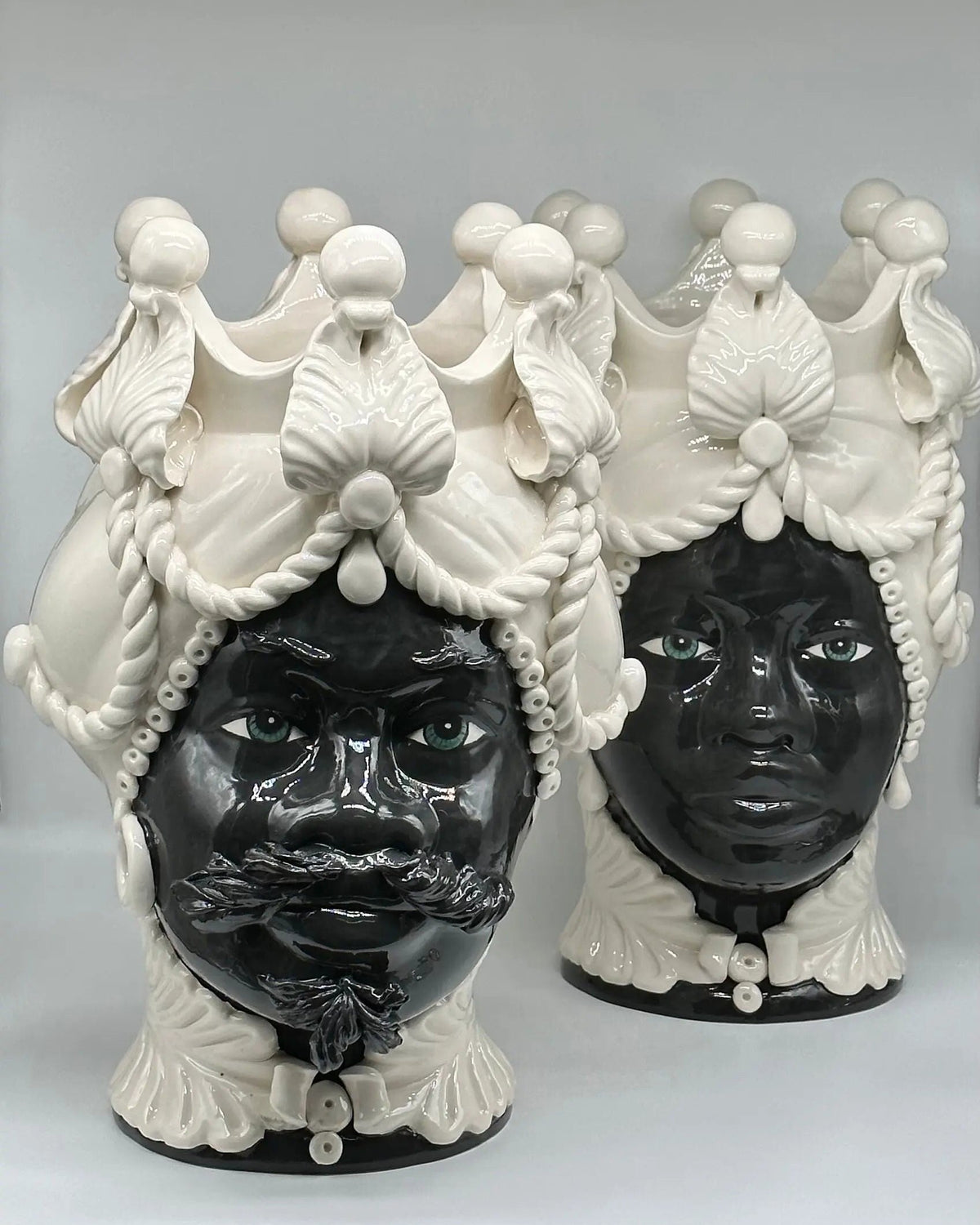 Teste di Moro Zefiro Ceramica Caltagirone cm H.43 L.26 Artigianale Bianco Nero DD CERAMICHE SICILIANE