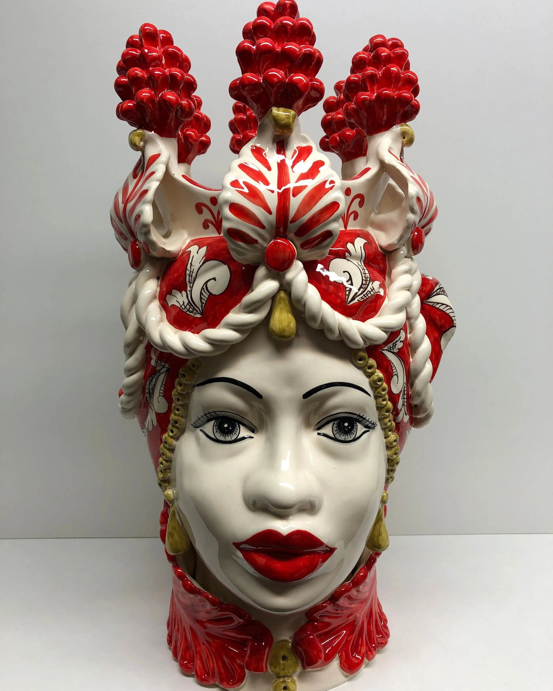 Teste di Moro Zefiro Corona Pigne Ceramica Caltagirone cm H.48 L.28 Artigianale Rosso DD CERAMICHE SICILIANE