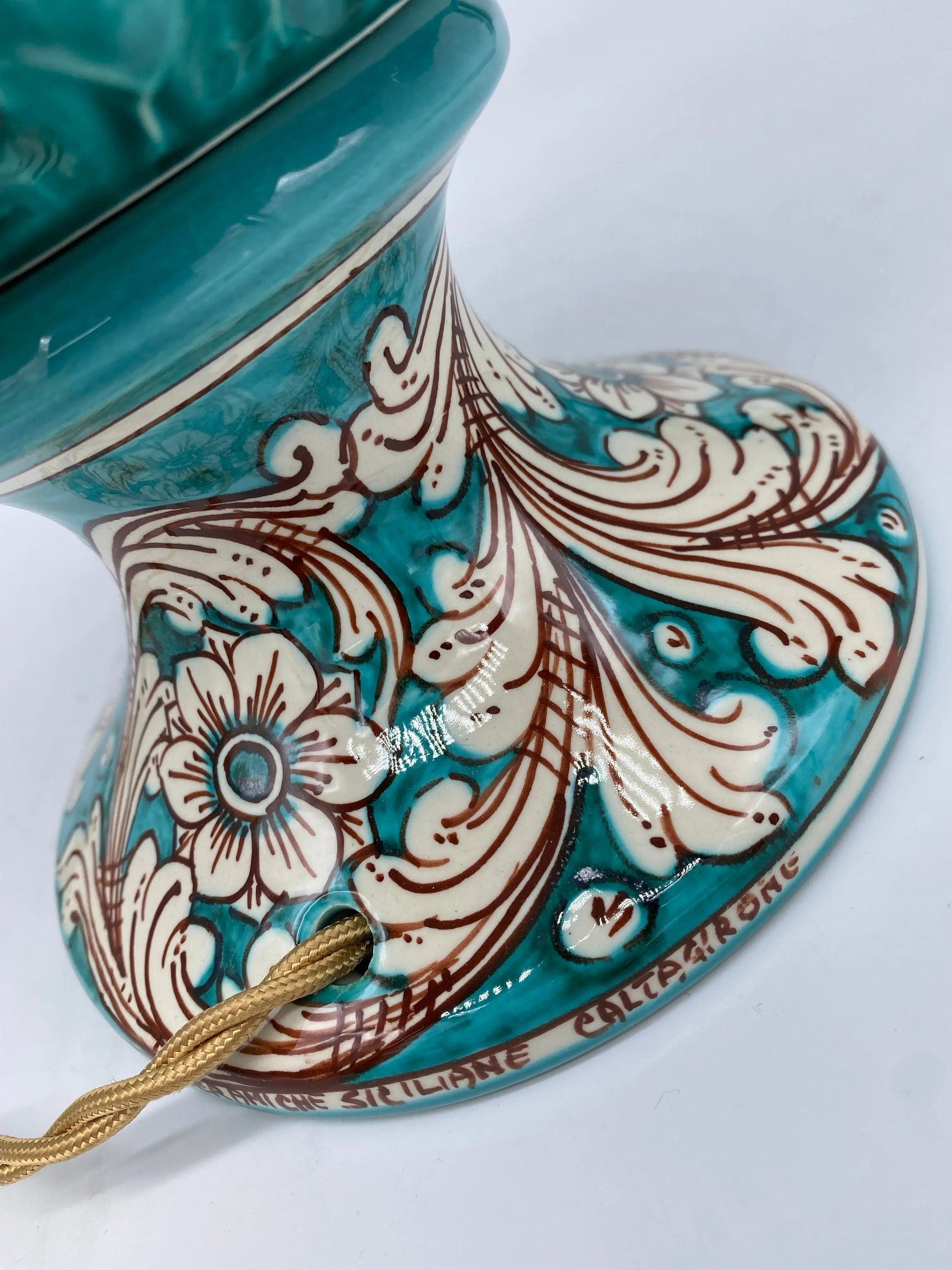Lampada Pigna traforata Ceramica Caltagirone cm H.30 L.20 Artigianale Verde Base Decorata DD CERAMICHE SICILIANE