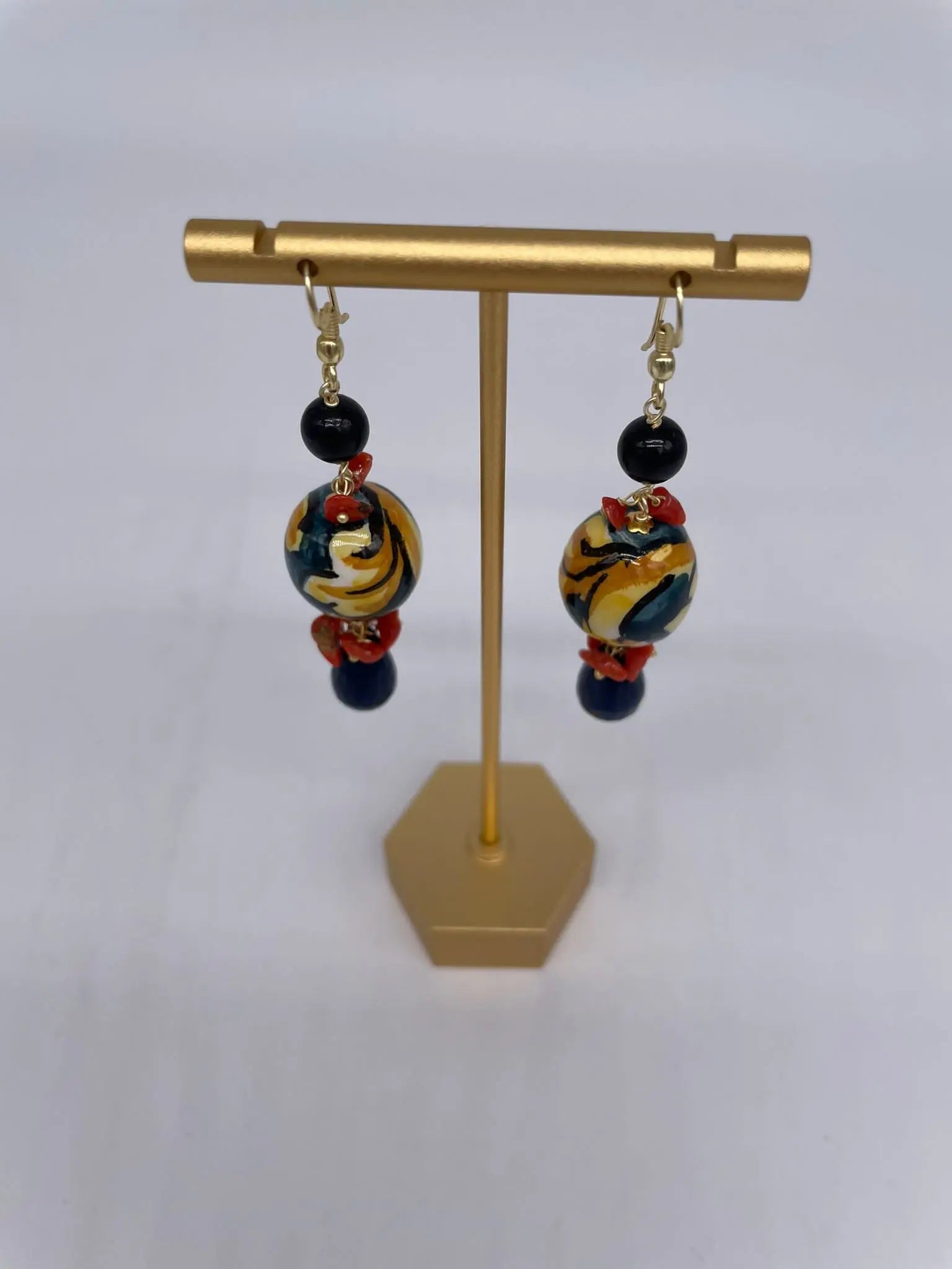 Orecchini Artigianali Sfere di Natale Blu in Ceramica di Caltagirone, pietre e corallo - DD CERAMICHE SICILIANE