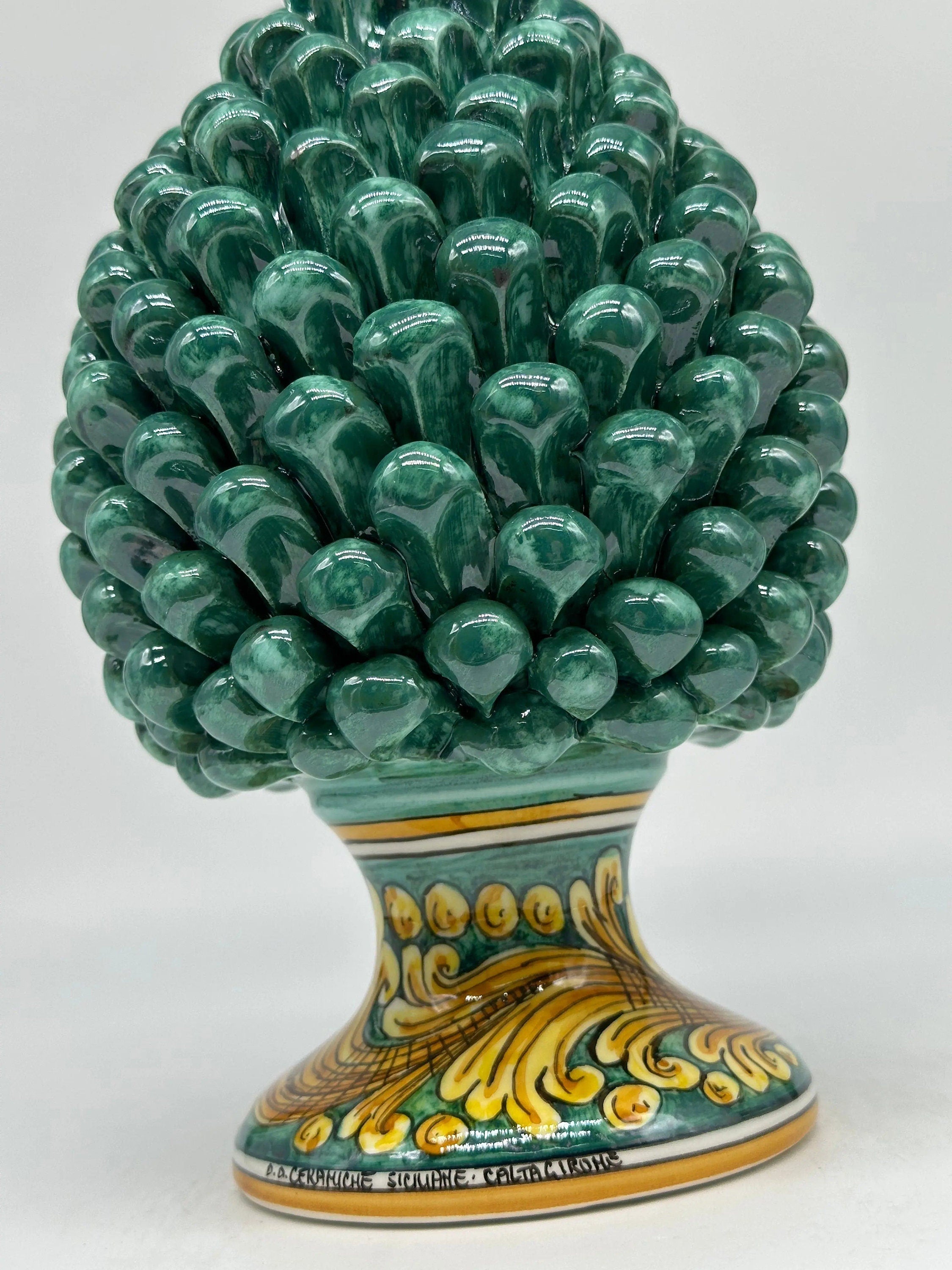 Pigna Ceramica Caltagirone cm H.25 Artigianale Verde Rame Base Decorata DD CERAMICHE SICILIANE