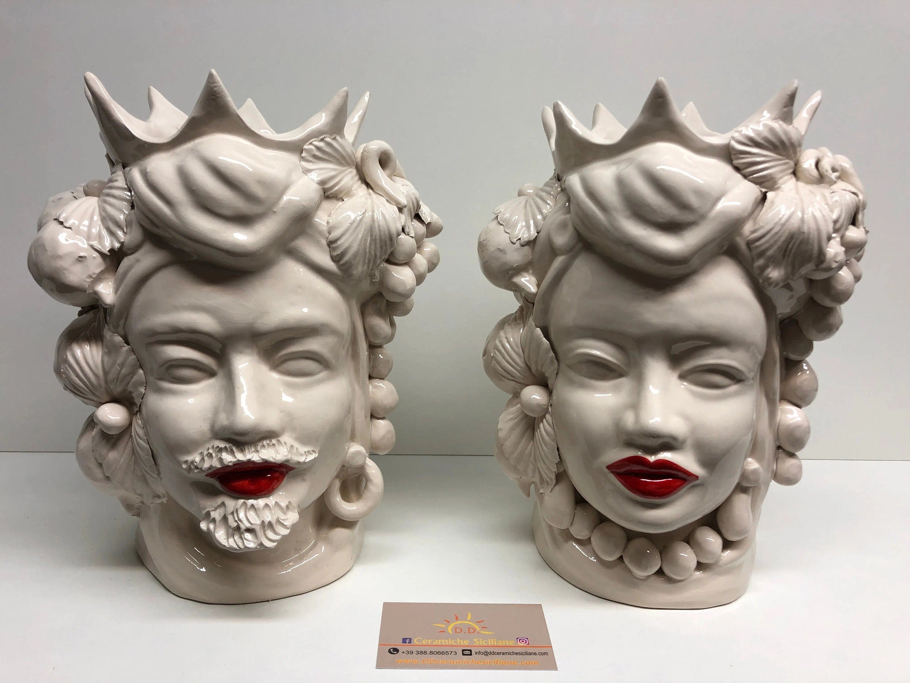 Teste di Moro Corona a Punte Ceramica Caltagirone cm H.28 L.20 Artigianale Bianco Labbra Rosso DD CERAMICHE SICILIANE